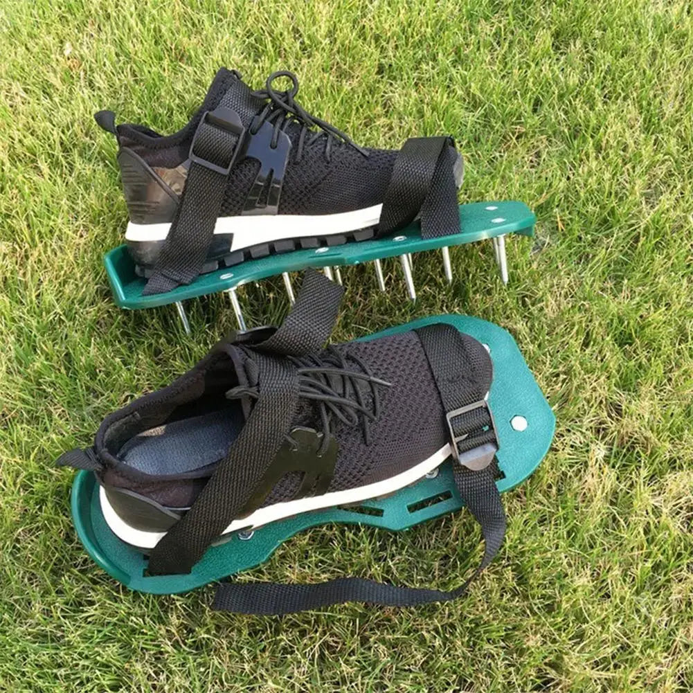 2pcs Universal Lawn Aerator Shoes with Adjustable Strap